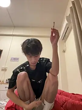 sexyboy-3525 online show from 07/04/26, 04:51