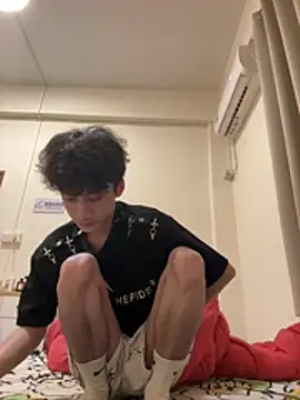 sexyboy-3525 online show from 07/05/26, 07:26