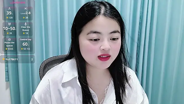 Snapshot of 77--bb chatting on 06/05/26, 11:49 77--bb online show from 06/05/26, 11:49