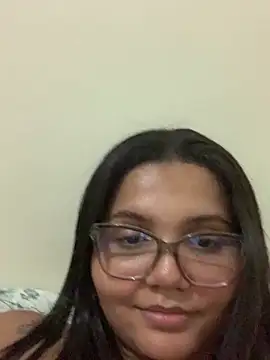 Snapshot of viviboraaaa chatting on 04/26/26, 02:53 viviboraaaa online show from 04/26/26, 02:53