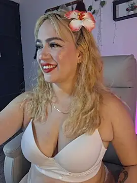 Snapshot of Carolina_2403 chatting on 06/07/26, 09:29 Carolina 2403 online show from 06/07/26, 09:29