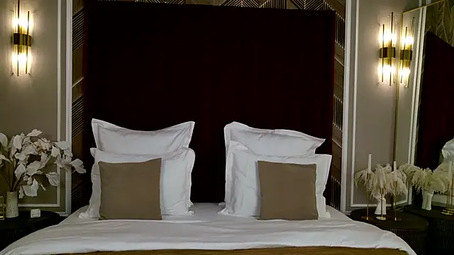 GloriaNichols online show from 06/13/26, 03:10
