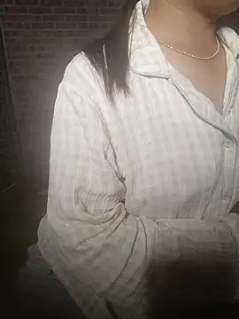 cat-kat online show from 06/11/26, 11:58