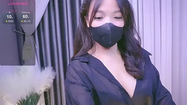 Lu Ly22 online show from 07/15/26, 01:27