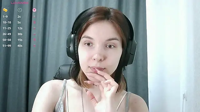 Snapshot of RubyBooby chatting on 06/25/26, 04:11 RubyBooby online show from 06/25/26, 04:11