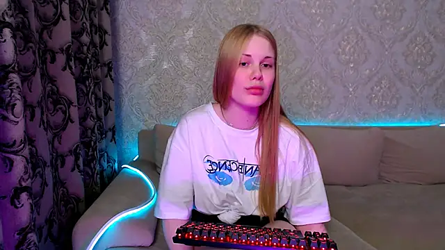 Snapshot of CaseySykes chatting on 06/11/26, 12:32 CaseySykes online show from 06/11/26, 12:32