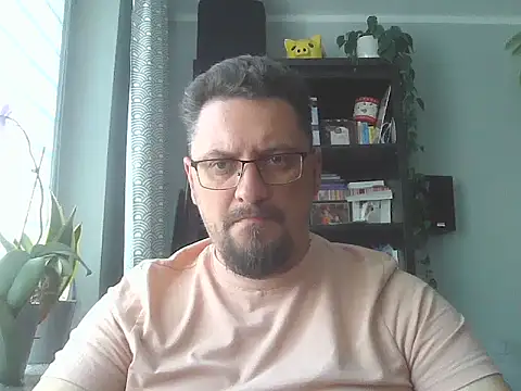 19cmSlave online show from 07/16/26, 10:32