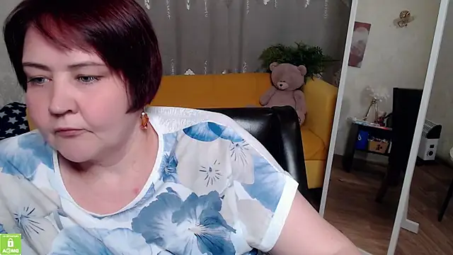 QUEEN02030 online show from 06/03/26, 10:07