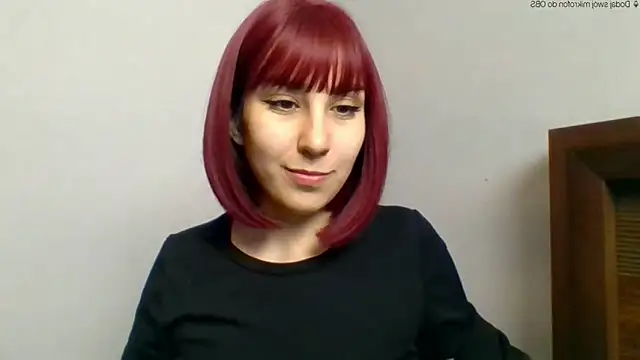 Snapshot of ZaraHotTeen chatting on 05/15/26, 01:18 ZaraHotTeen online show from 05/15/26, 01:18