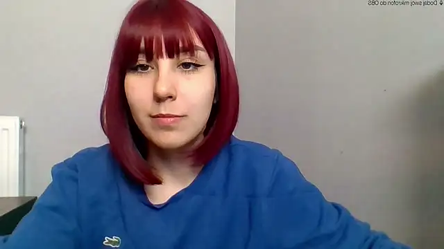 Snapshot of ZaraHotTeen chatting on 05/19/26, 01:39 ZaraHotTeen online show from 05/19/26, 01:39