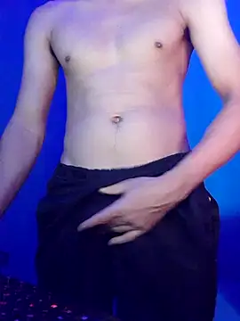NovinhoTopBrasil online show from 07/20/26, 05:04