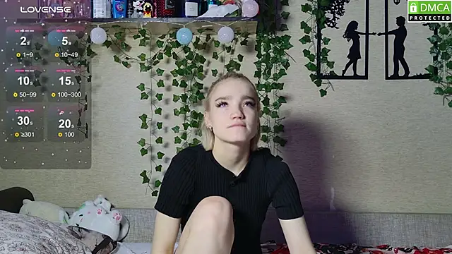 Snapshot of Girl_Meow18 chatting on 06/05/26, 12:39 Girl Meow18 online show from 06/05/26, 12:39