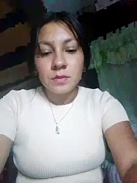 Snapshot of karo_cute chatting on 06/19/26, 06:12 karo cute online show from 06/19/26, 06:12