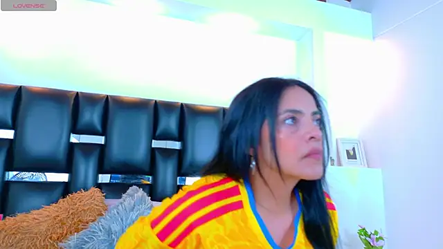 Estrellaa 023 online show from 06/13/26, 11:30