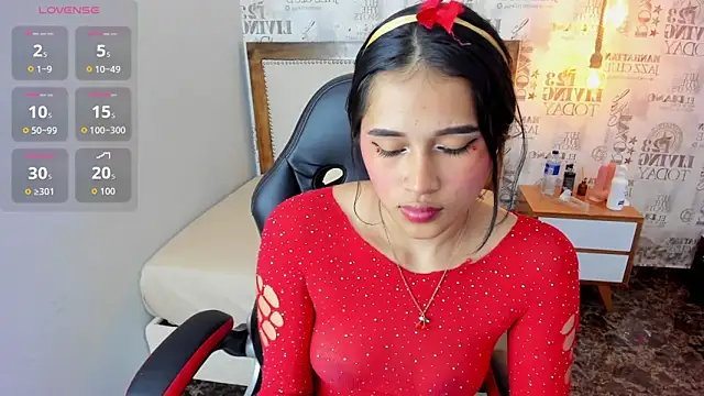 Snapshot of PALOMA_ALVES chatting on 06/02/26, 10:45 PALOMA ALVES online show from 06/02/26, 10:45
