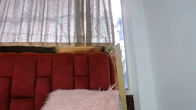 mia rousse vc online show from 06/07/26, 12:53
