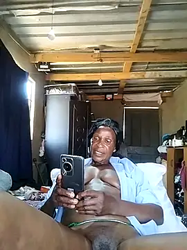 Snapshot of Naughtygrany chatting on 04/29/26, 10:52 Naughtygrany online show from 04/29/26, 10:52