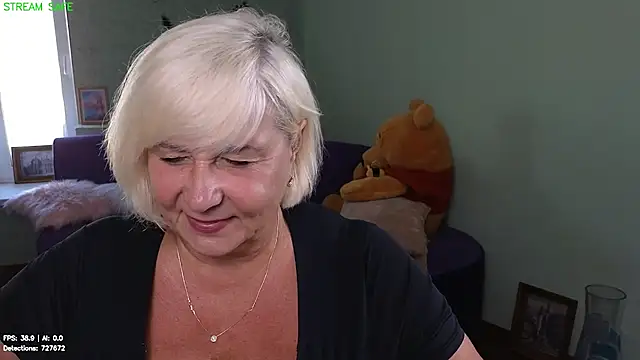 Milane Milky online show from 07/28/26, 11:17