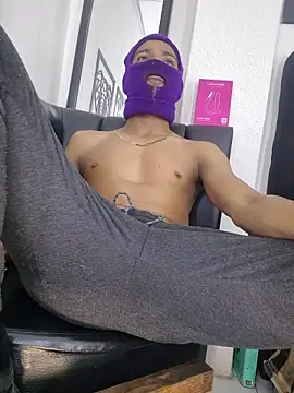 Snapshot of big_cock2016 chatting on 06/08/26, 05:30 big cock2016 online show from 06/08/26, 05:30