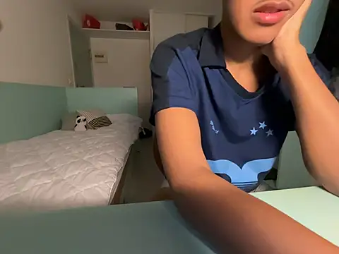 Rebeu 77 online show from 07/18/26, 04:00