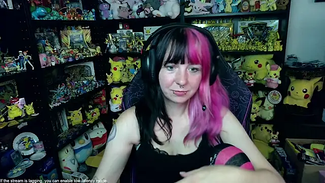 CutieTracer online show from 07/12/26, 04:42