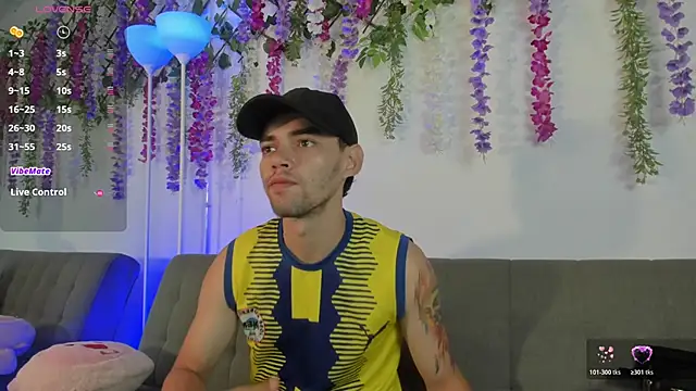 Snapshot of Dope_BoyGGs chatting on 04/25/26, 10:40 Dope BoyGGs online show from 04/25/26, 10:40