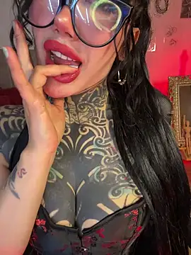 Musedreams online show from 06/11/26, 01:16