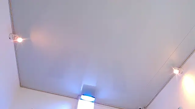 Snapshot of milo_hot_ chatting on 04/15/26, 07:58 milo hot online show from 04/15/26, 07:58