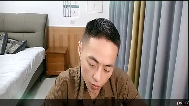 Snapshot of davidboys chatting on 06/02/26, 02:24 davidboys online show from 06/02/26, 02:24