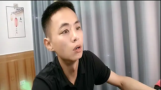 Snapshot of davidboys chatting on 06/07/26, 06:28 davidboys online show from 06/07/26, 06:28