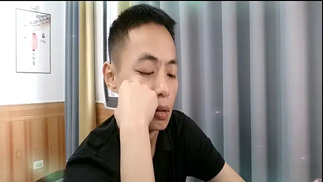Snapshot of davidboys chatting on 06/08/26, 04:24 davidboys online show from 06/08/26, 04:24