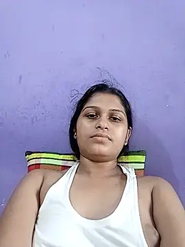 Snapshot of Jerin_Couple61 chatting on 05/20/26, 03:13 Jerin Couple61 online show from 05/20/26, 03:13