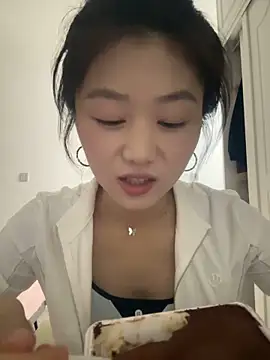 Snapshot of Shanshan_1267 chatting on 06/04/26, 01:39 Shanshan 1267 online show from 06/04/26, 01:39