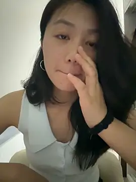 Snapshot of Shanshan_1267 chatting on 06/12/26, 12:59 Shanshan 1267 online show from 06/12/26, 12:59