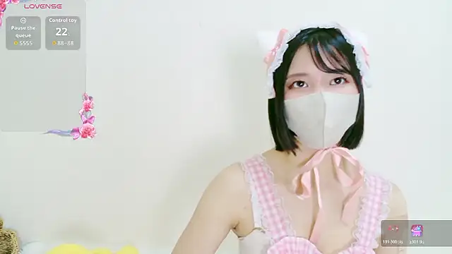 Snapshot of MISOSIRURICE chatting on 04/27/26, 06:50 MISOSIRURICE online show from 04/27/26, 06:50