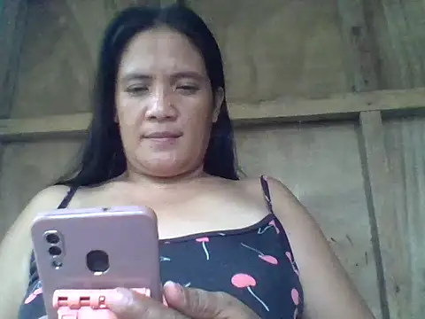 Snapshot of PinayZaira chatting on 06/02/26, 06:48 PinayZaira online show from 06/02/26, 06:48
