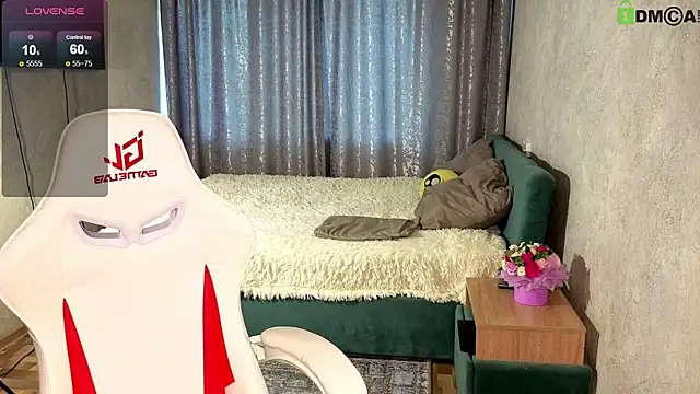 Tanita Moon 007 online show from 06/16/26, 12:57