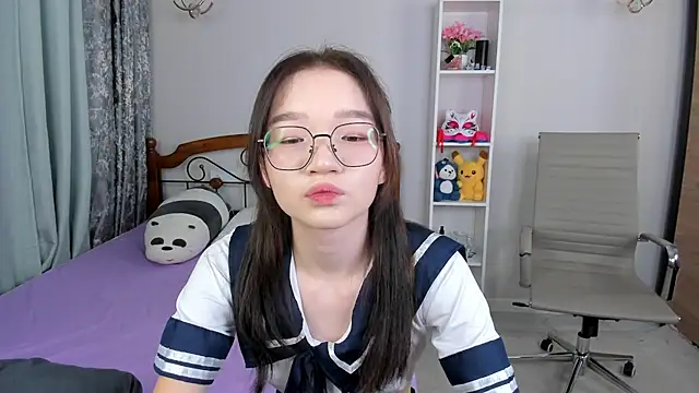 syuri sun online show from 06/25/26, 04:33