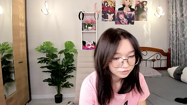 syuri sun online show from 07/28/26, 03:21