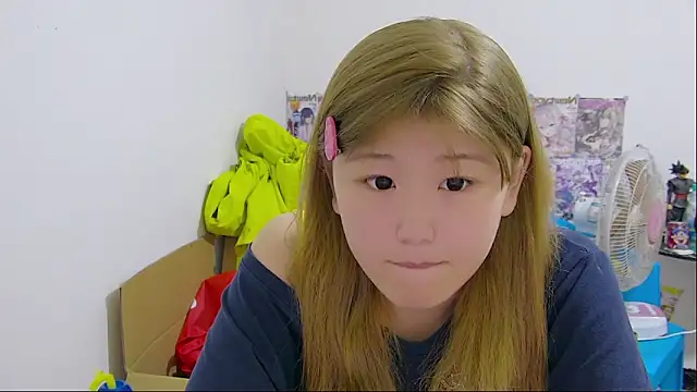 mianmian-666 online show from 06/11/26, 12:58