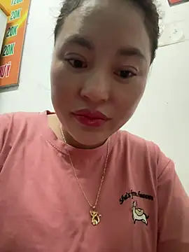 Snapshot of Lina-Naughty chatting on 06/11/26, 02:59 Lina-Naughty online show from 06/11/26, 02:59