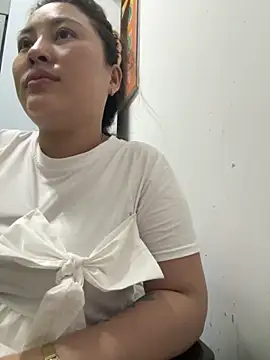 Lina-Naughty online show from 06/29/26, 03:34