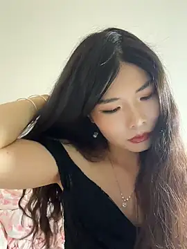 Xiaoyunduo1 online show from 06/25/26, 08:52