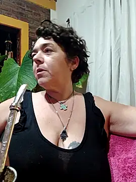 Snapshot of relaxnamaste chatting on 05/26/26, 03:13 relaxnamaste online show from 05/26/26, 03:13