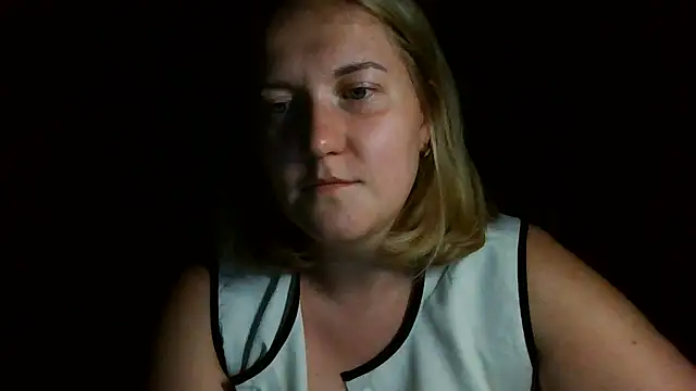 Snapshot of TinaKittyX chatting on 06/29/26, 08:53 TinaKittyX online show from 06/29/26, 08:53