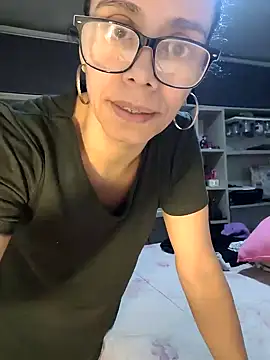 Snapshot of Cristotoza chatting on 06/11/26, 08:51 Cristotoza online show from 06/11/26, 08:51