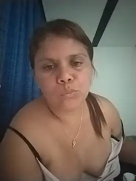 Zafiro MD online show from 07/27/26, 03:57