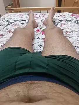Snapshot of bobo76s chatting on 06/01/26, 04:25 bobo76s online show from 06/01/26, 04:25