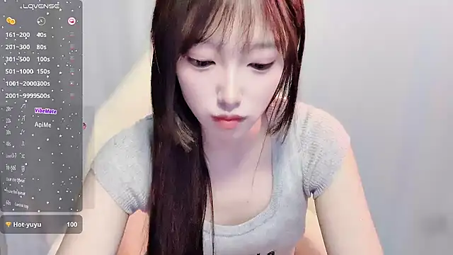 Snapshot of luckyuyu66 chatting on 05/03/26, 02:45 luckyuyu66 online show from 05/03/26, 02:45