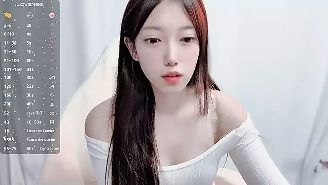 Snapshot of luckyuyu66 chatting on 05/11/26, 01:39 luckyuyu66 online show from 05/11/26, 01:39